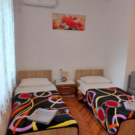 Elena Rooms Pasjak ภายนอก รูปภาพ