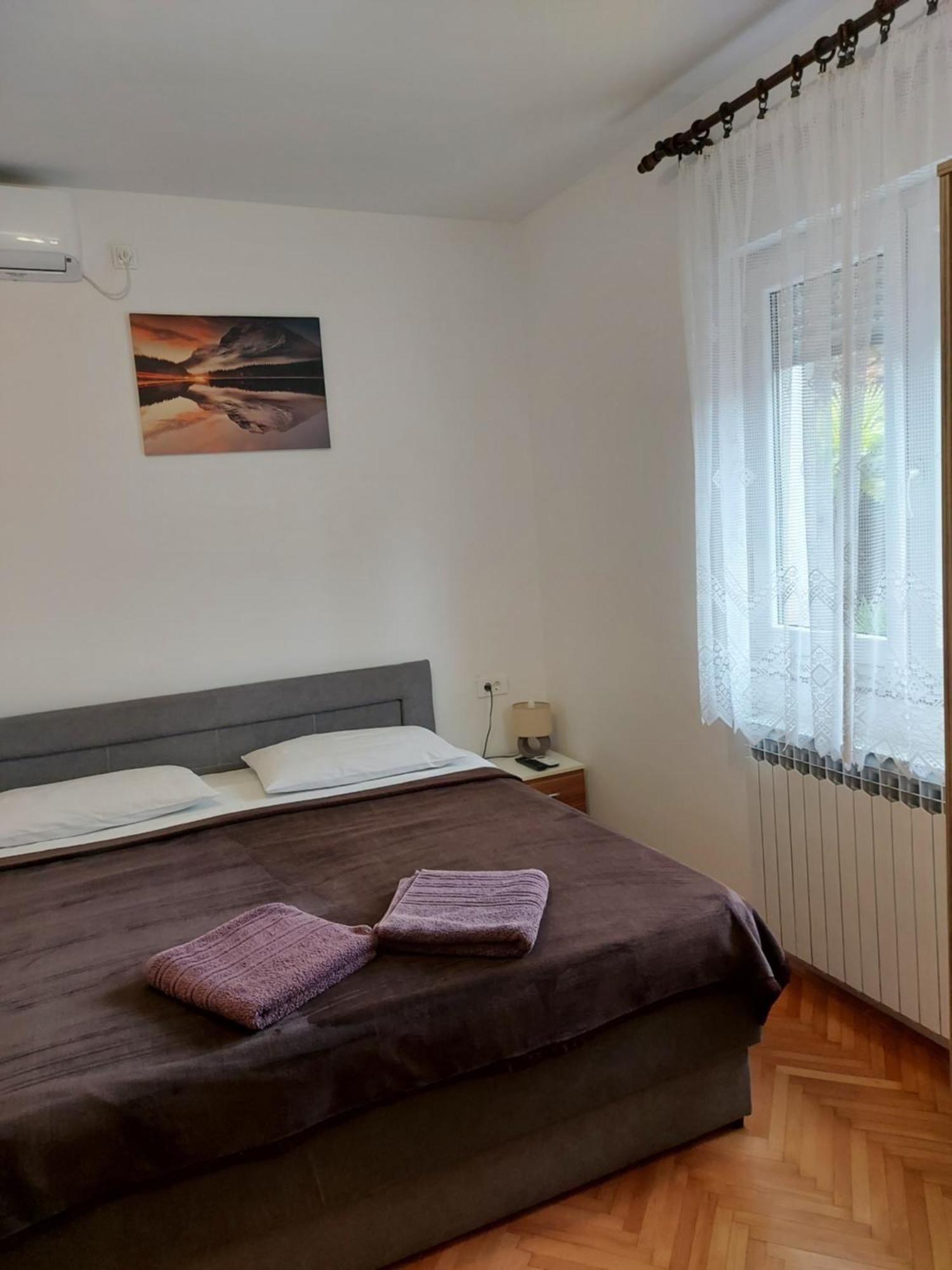 Elena Rooms Pasjak ภายนอก รูปภาพ