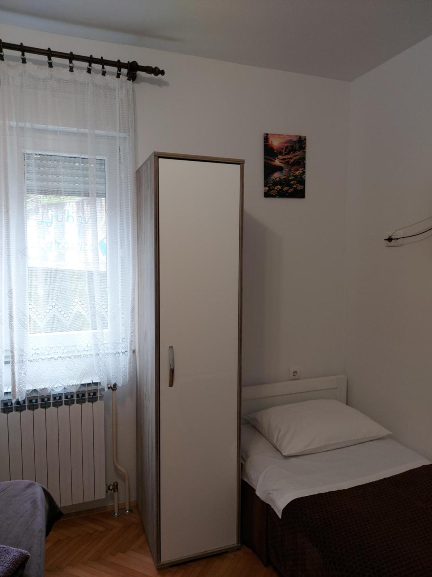 Elena Rooms Pasjak ภายนอก รูปภาพ